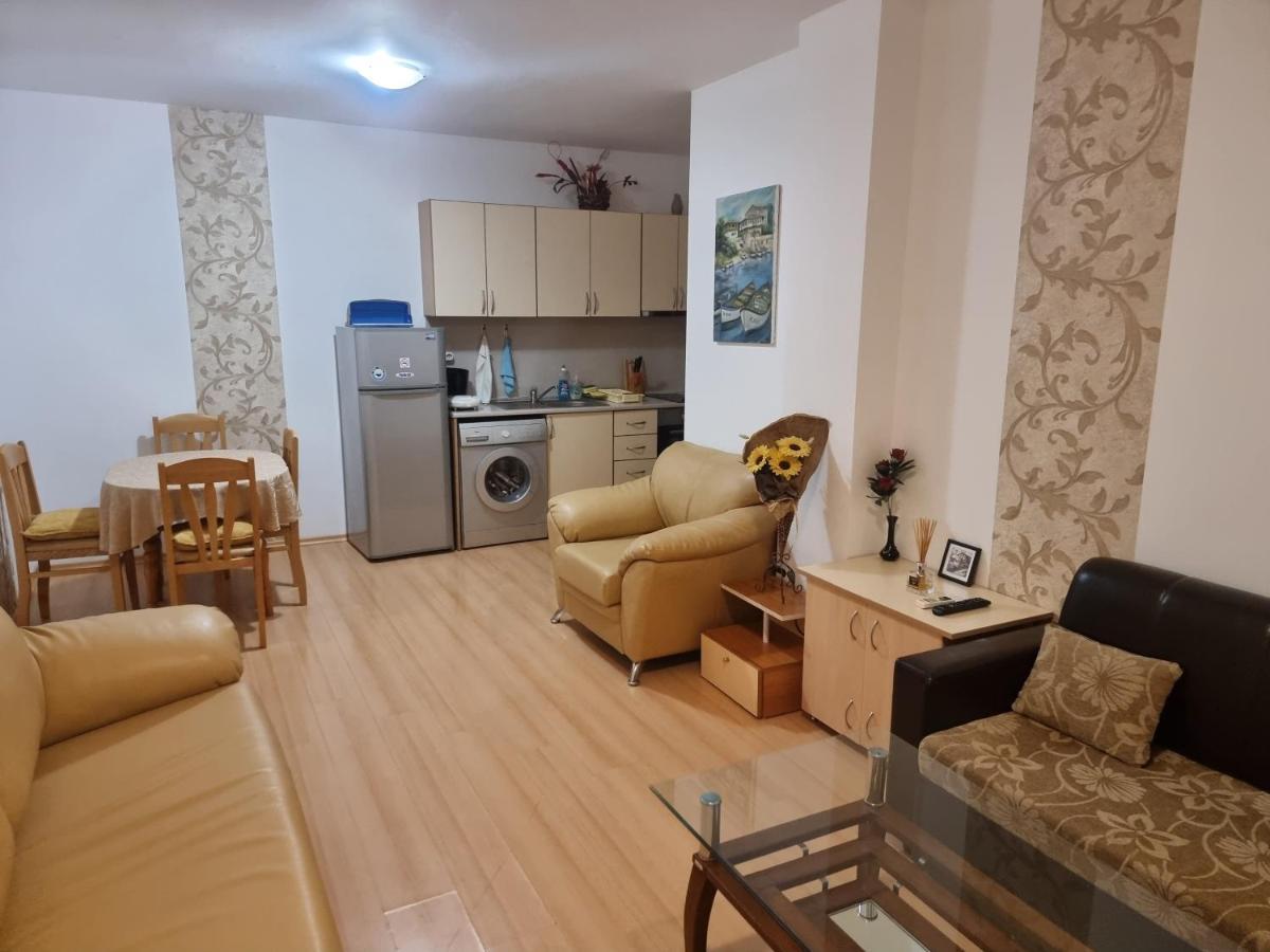 Sunny Day 6 Apartment Слънчев бряг Екстериор снимка