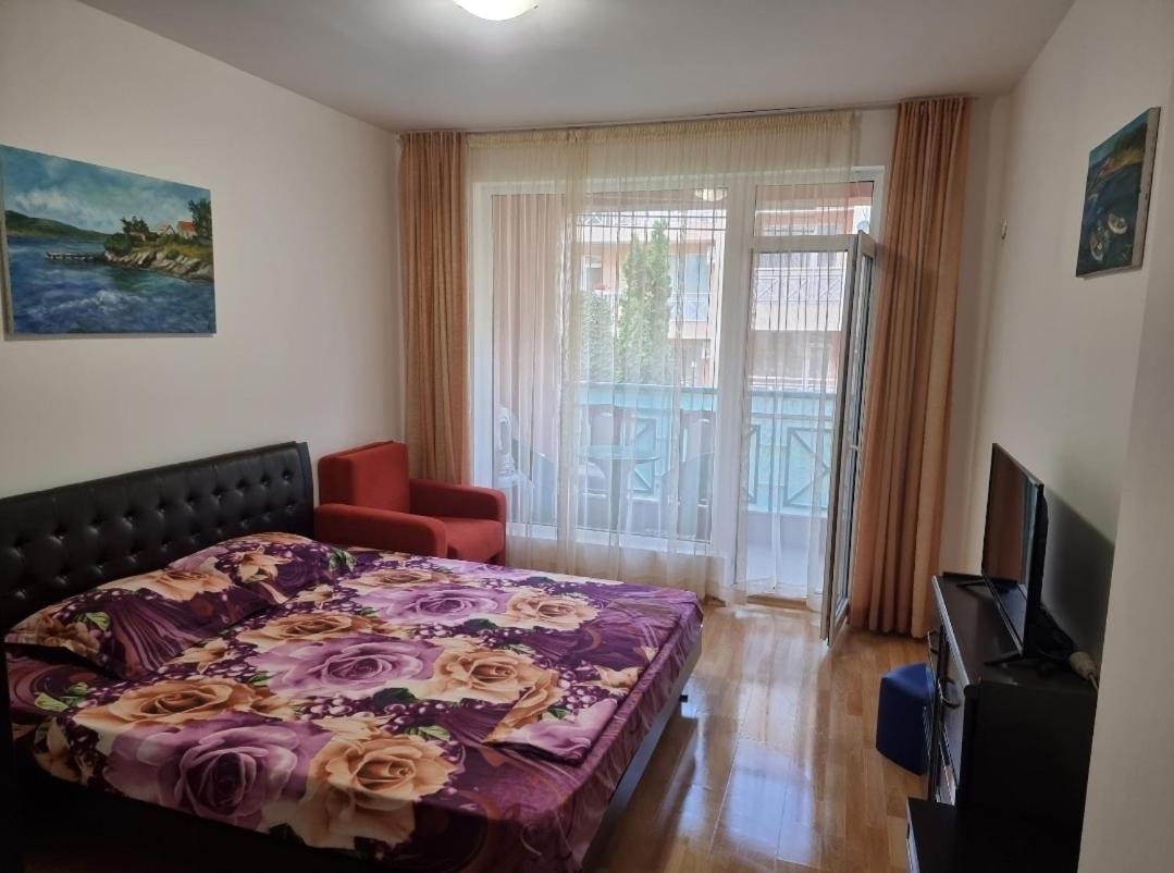 Sunny Day 6 Apartment Слънчев бряг Екстериор снимка